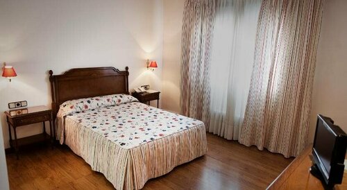 Hotel Juanito, Reservar Hotel Baeza Jaen