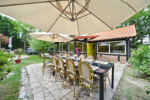 Logis Hôtel la Mire, Buchen Sie Hotel Mereau Cher