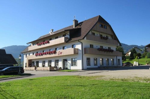 Loy - Hotel and Restaurant, Book Hotel Hoteller i Liezen med parkering, Parkering