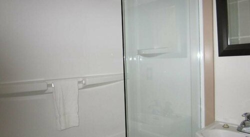 Totem Lodge Motel, Забронировать Мотель Отели Принс-Руперт 3 звезды, 3*