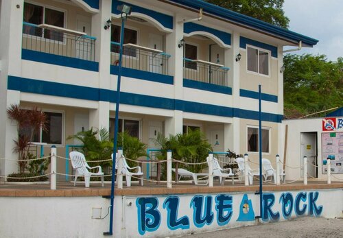 Blue Rock Beach Resort, Забронировать Курортный отель Отели Zambales с бассейном, Бассейн