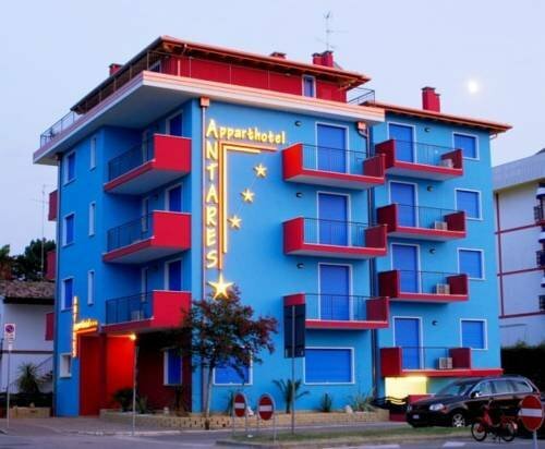 Antares Aparthotel, Забронировать Апарт-отель Апарт-отели Riviera Est, Апарт-отель