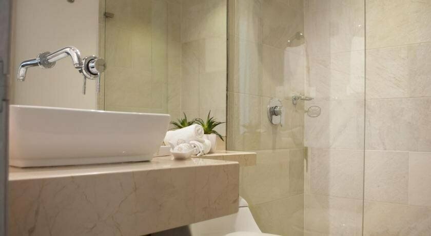 Hotel 1525 By Geh Suites