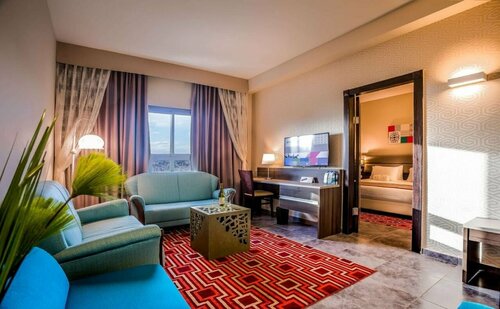 Ramada by Wyndham Nazareth, Book Hotel Hoteller i North District Israel med parkering, Parkering