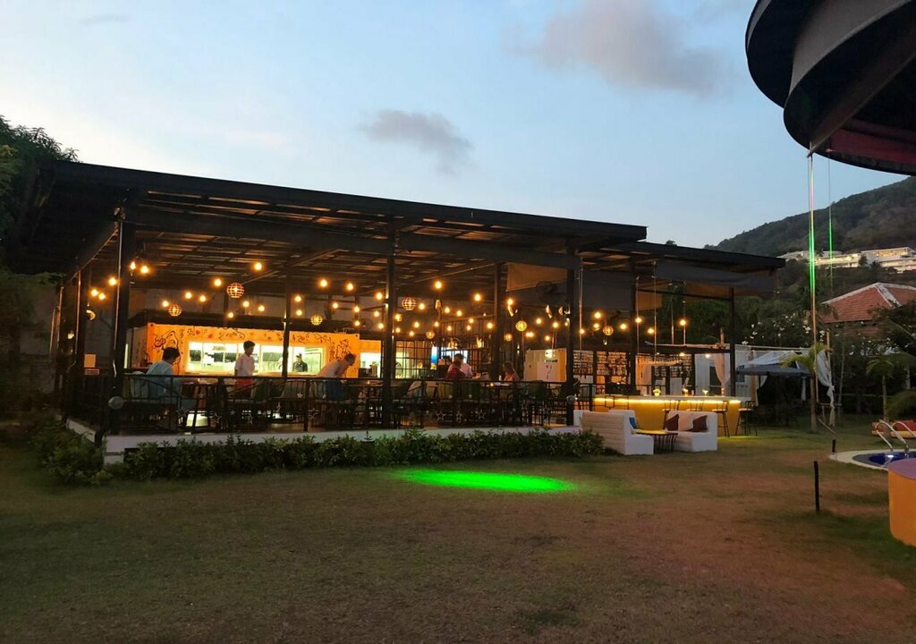 Jazz U Garden Resort