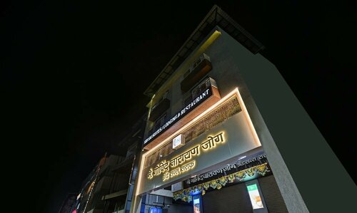 Hotel Sri Sai Suites, Забронировать Отель Отели штата Махараштры с завтраком, Завтраки