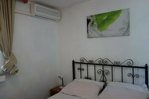 Apartment Zoran Pošesi, Buchen Sie Ferienwohnung Posesi Istrien