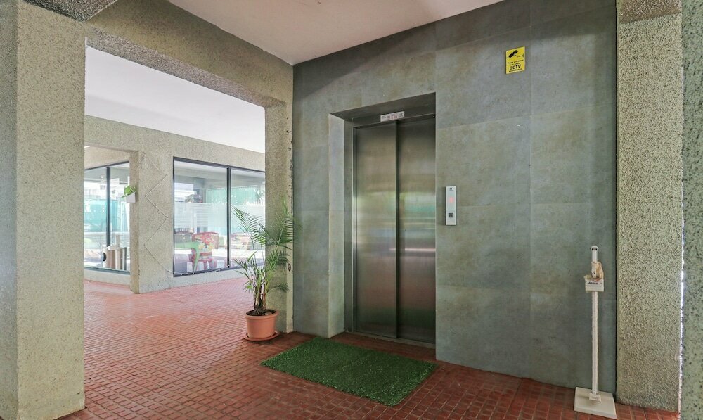 Hotel Arpora Grand
