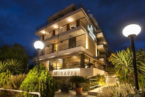 Minavra Hotel, Забронировать Отель Вула Attica Riviera