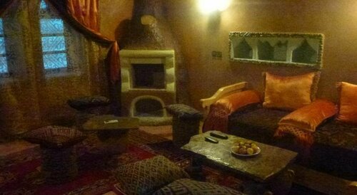 Auberge Sahara, Забронировать Отель Отели Adrouine с бассейном, Бассейн
