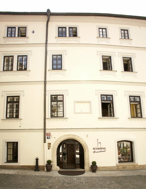 Hotel Metamorphis