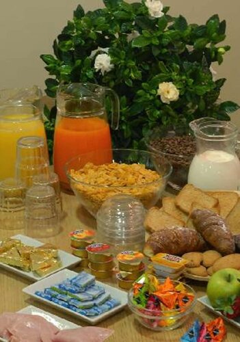 Hotel Touring, Buchen Sie Hotel Hotels in Pisa mit Frühstück, Frühstück