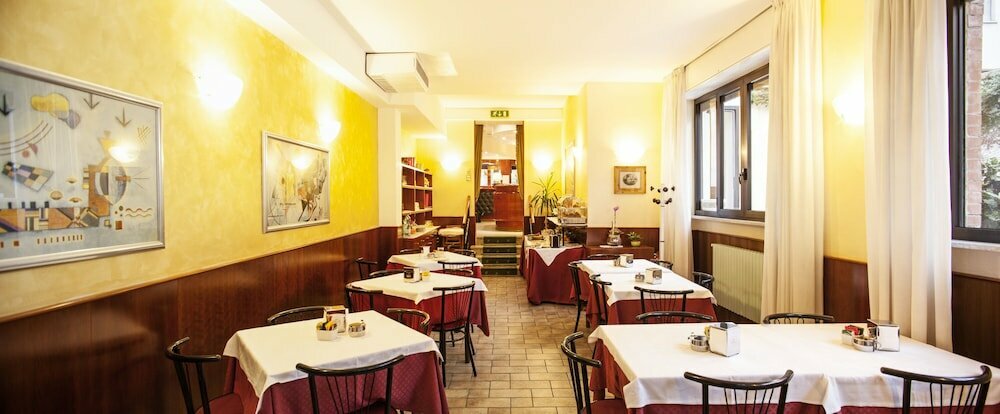 Astor Hotel