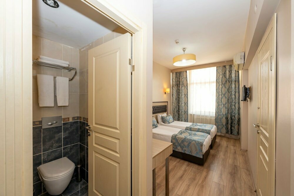 Tugra Hotel