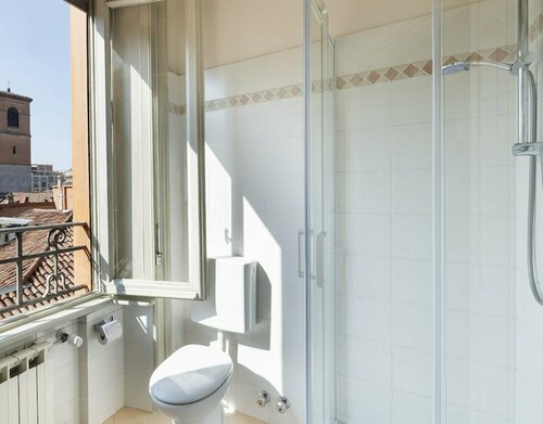 Hotel Palace Bologna Centro, Забронировать Отель Отели Болоньи с парковкой, рядом с Башня Гарисенда, Парковка
