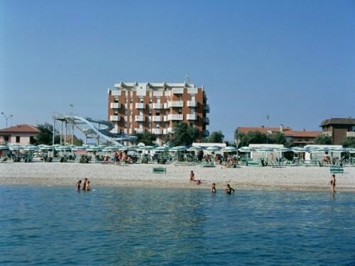 Hotel Continental Fano, Забронировать Отель Фано Побережье Марке