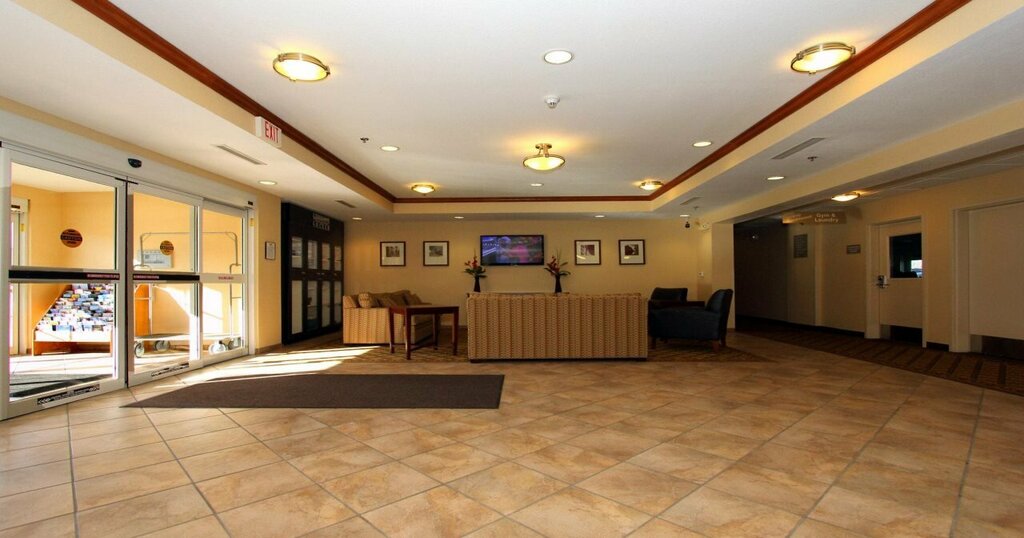 Candlewood Suites