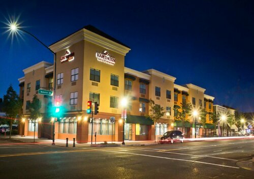 Hawthorn Suites by Wyndham-Oakland/Alameda, Забронировать Отель Отели Аламида с парковкой, Парковка