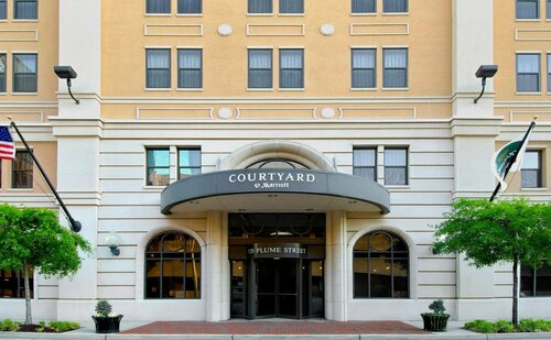 Courtyard by Marriott Norfolk Downtown, Boek Hotel Norfolk Virginia