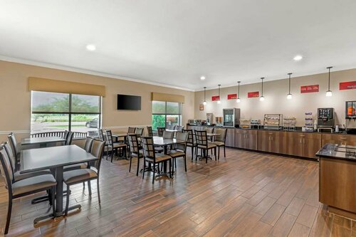 Best Western Plus Burleson Inn & Suites, Забронировать Отель Берлесон Dallas - Fort Worth Metropolitan Area