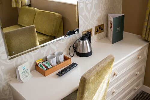 Millers Hotel by Greene King Inns, Rezervați Hotel Hoteluri în Gloucestershire cu parcare, Parcare