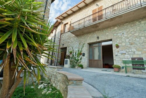 Appartamenti Barabani Stefano, Reserva ahora Hotel Hoteles en Umbría con aparcamiento, Aparcamiento