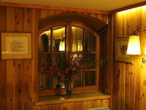 Hosteria Suiza, Забронировать Отель Отели Сан-Карлос-де-Барилоче с завтраком, рядом с Andino Bariloche Club, Завтраки