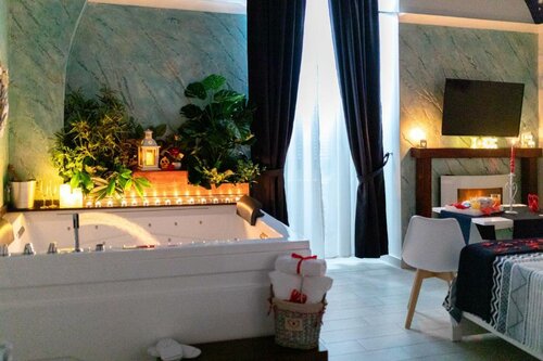 Stabiae Luxury Rooms, Забронировать Отель Отели в центре Кастелламмаре-ди-Стабия, в центре, Завтраки
