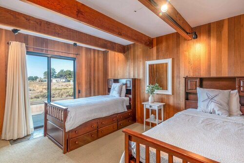 Graceland, Забронировать Отель Си Ранч Sonoma County