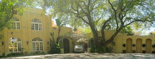 The Munro Boutique Hotel, Забронировать Бутик-отель Houghton Йоханнесбург, рядом с Houghton Golf Club