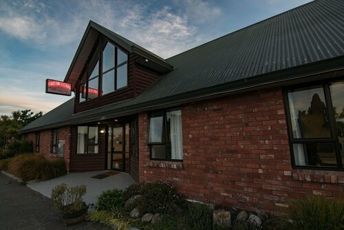 Snow Denn Lodge, Забронировать Хостел Недорогие отели Метвен, недорого