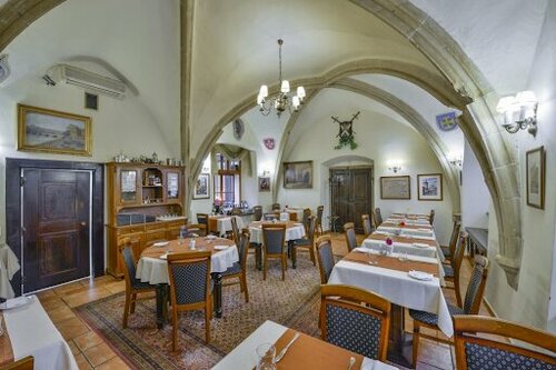 Hotel Cerny Slon, Reserva ahora Hotel Hoteles en Praga con desayuno, cerca de Roxy Club, Desayunos