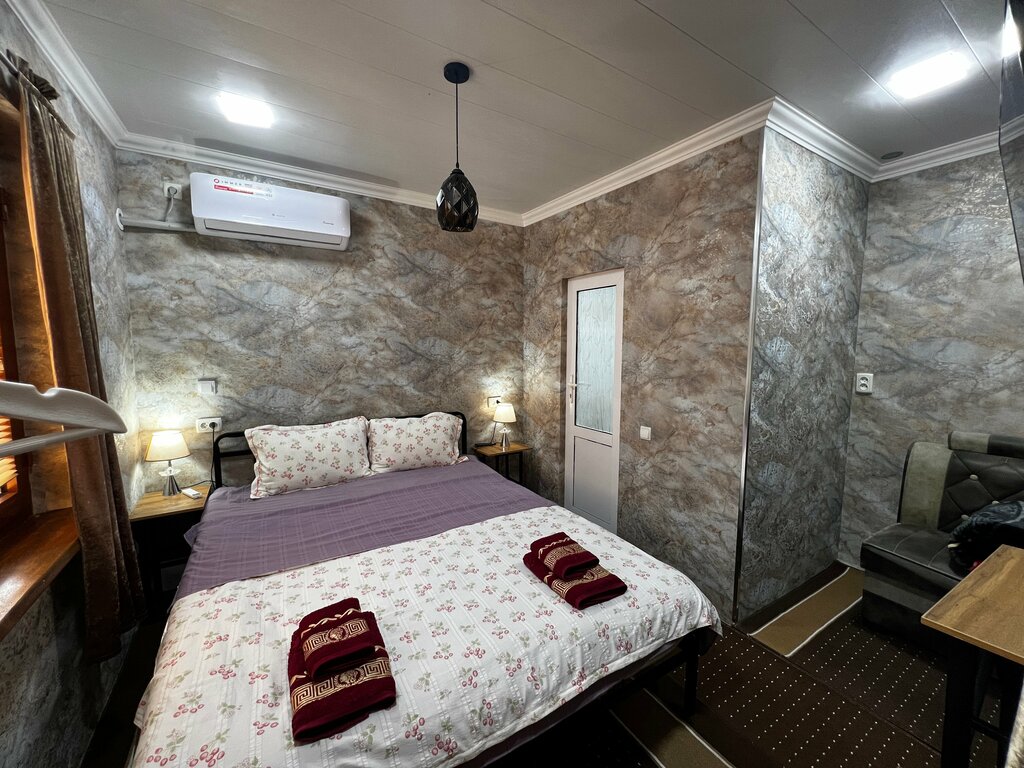 Fayz Guest House 2