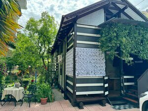 U Reki Guest house, Reserva ahora Hostal o pensión Alushta Alushta, Ukraine