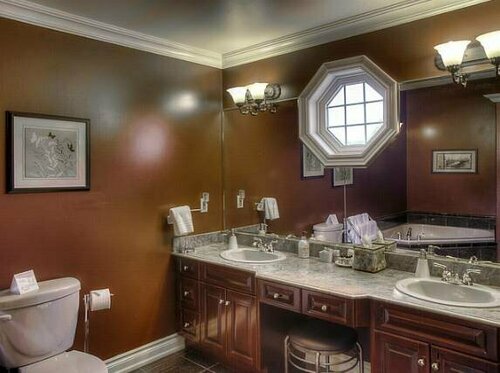 Maria's B&B, Book Bed and Breakfast Niagara Wine Region Ontario