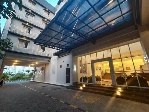 De La Charis Hotel by Waringin Hospitality, Rezervovat Hotel Tuban East Java