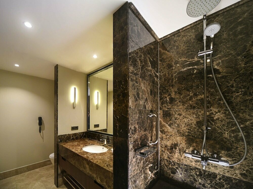 Mercure Istanbul West Hotel and Convention Center