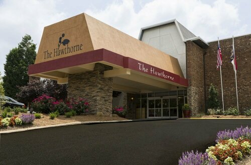 Hawthorne Inn & Conference Center, Забронировать Отель Уинстон-Сейлем Северная Каролина