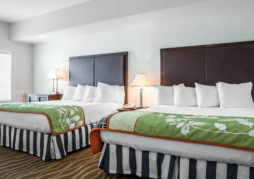 Island Inn & Suites, an Ascend Collection Hotel, Забронировать Отель Отели Пайни Пойнта с парковкой, Парковка