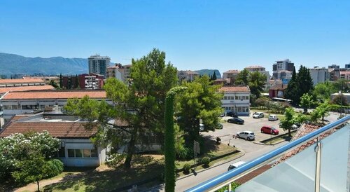 Hotel Grbalj, Забронировать Отель Отели Будванская ривьеры по системе «всё включено», рядом с Торговый центр TQ Plaza, Всё включено