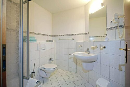 Parkhotel Oybin, Book Hotel Hoteller i Sachsen med parkering, Parkering