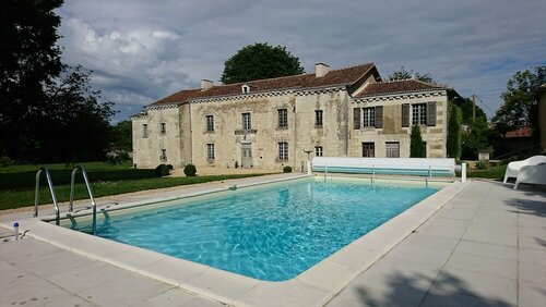 Domaine de Bourgville, Забронировать Отель «постель и завтрак» Мон-Сюр-Ген Вьен