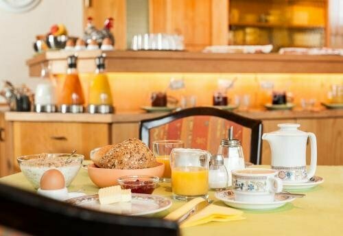 Hotel Käferstein garni, Rezervasyon Otel Nürnberg otoparklı oteller, Otopark