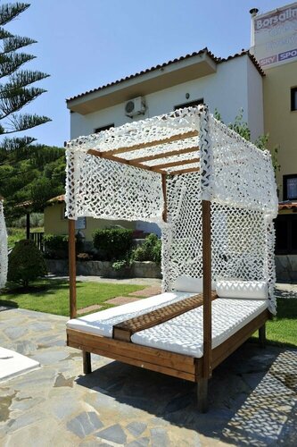 Yalis Studios, Boek Pension Skiathos Town 