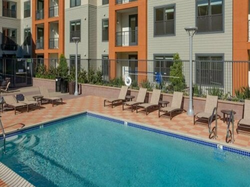Global Luxury Suites at Tasman, Забронировать Отель Отели Silicon Valley с бассейном, Бассейн