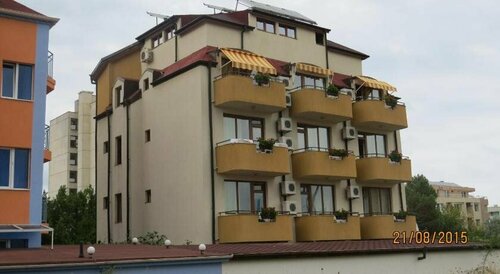 Hotel Strinava, Забронировать Отель Отели Района Приморско с парковкой, Парковка