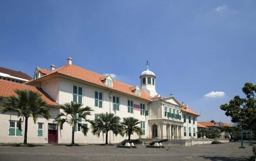 Newton Residence, Book Hotel Hoteller i Jakarta provinsen med parkering, Parkering