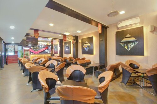 Hotel Poigai, Varaa Hotelli Chennai Tamil Nadu