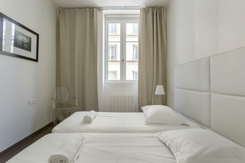 Le Jacquard, Забронировать Отель Лион Rhône, рядом с France Aventures Lyon