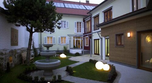 Tinschert Hotel-Restaurant-Partyservice, Брондау Қонақ үй Upper Austria қаласындағы бизнес қонақ үйлер, 4* 5*